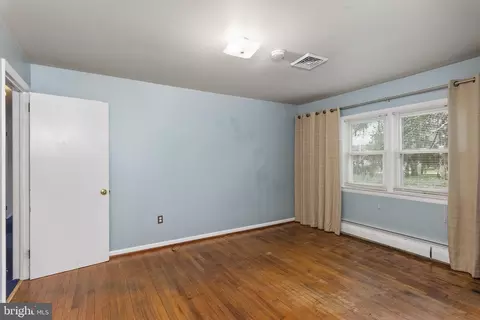 Bedroom - 16 4th Ave, Elkton, MD 21921 photo 1 of 4
