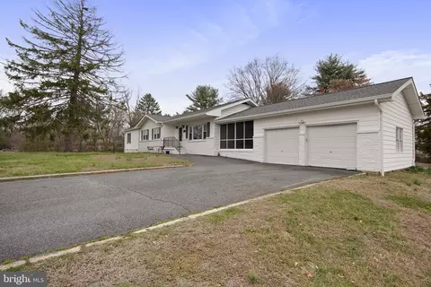Other - 16 4th Ave, Elkton, MD 21921 photo 2 of 22