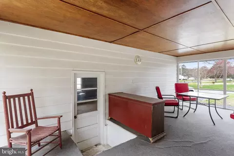 Exterior - 16 4th Ave, Elkton, MD 21921 photo 3 of 7