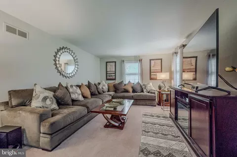Living - 211 Ashley Dr, Elkton, MD 21921 photo 1 of 3