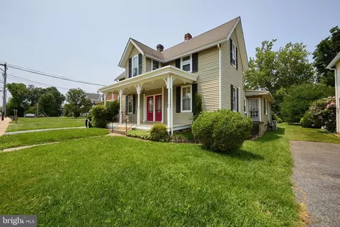 263 E Main St, Elkton, MD 21921 photo 3