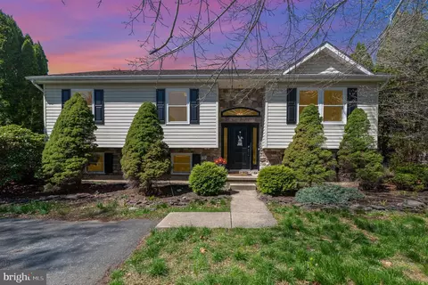 120 Washington Ave, Elkton, MD 21921