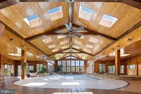 Exterior - 211 Woolens Rd, Elkton, MD 21921 photo 4 of 10
