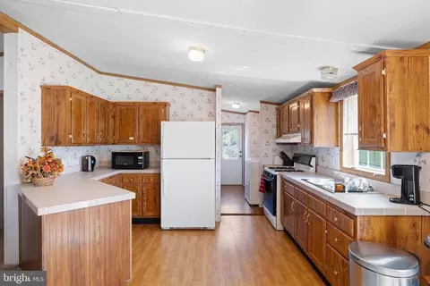 Kitchen - 211 Woolens Rd, Elkton, MD 21921 photo 8 of 8