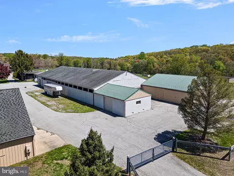 Exterior - 211 Woolens Rd, Elkton, MD 21921 photo 2 of 10