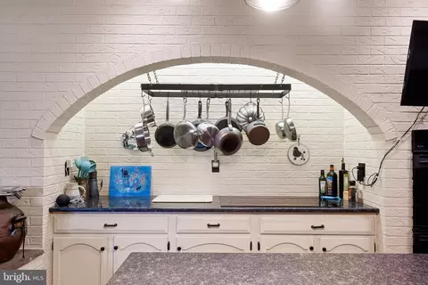 Kitchen - 211 Woolens Rd, Elkton, MD 21921 photo 4 of 8
