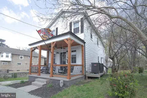202 S Main St, North East, MD 21901