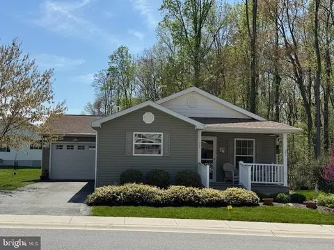 20 Nimitz Ct, Elkton, MD 21921