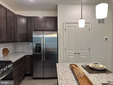 Kitchen - 11 Redcloud Loop, Elkton, MD 21921 photo 4 of 5