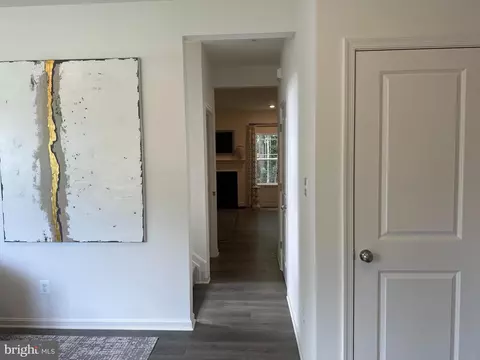 Entry Way - 11 Redcloud Loop, Elkton, MD 21921 photo 3 of 18