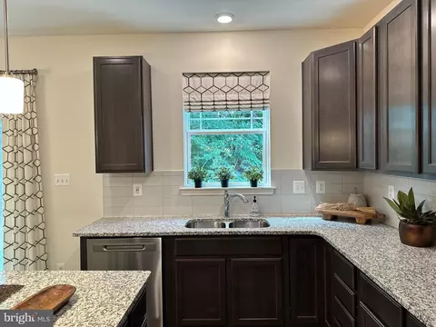 Kitchen - 11 Redcloud Loop, Elkton, MD 21921 photo 3 of 5