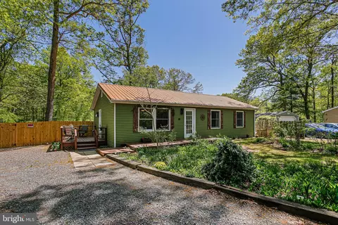 2 Lexington Ct, North East, MD 21901