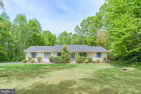 31 Vanderlyn Dr, Chesapeake City, MD 21915