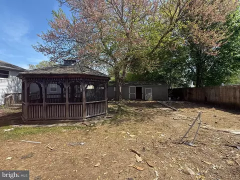 35 Chestnut Dr, Elkton, MD 21921 photo 2
