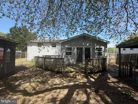 35 Chestnut Dr, Elkton, MD 21921 photo 3
