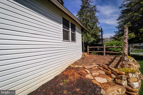 Exterior - 750 Bell Manor Rd, Conowingo, MD 21918 photo 4 of 12