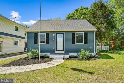 Exterior - 11 Riverview Ave, Earleville, MD 21919 photo 2 of 6