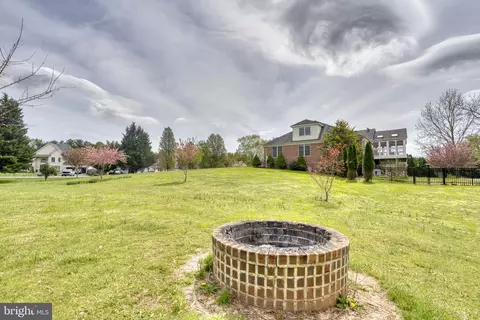 Exterior - 39 Riverside Dr, Elkton, MD 21921 photo 4 of 5