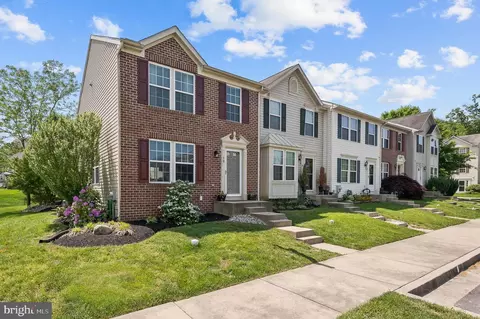 10 Corktree Ln, Elkton, MD 21921
