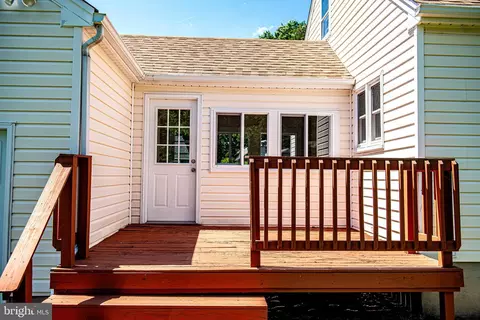Exterior - 12 Riverview Ave, Earleville, MD 21919 photo 4 of 9