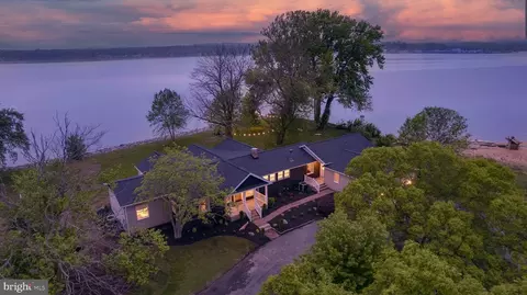 275 Riverside Dr, North East, MD 21901