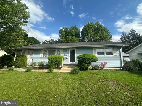 112 Mitchell St, Elkton, MD 21921