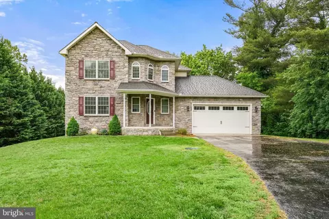 411 Delaware Ave, Elkton, MD 21921