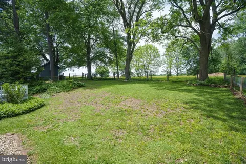 Exterior - 103 N Edgewood Dr, Elkton, MD 21921 photo 10 of 11