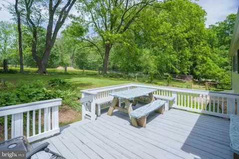 Exterior - 103 N Edgewood Dr, Elkton, MD 21921 photo 3 of 11