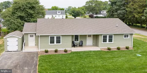113 Midway Dr, Earleville, MD 21919