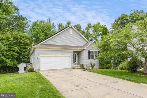 27 John Adams Ln, Elkton, MD 21921
