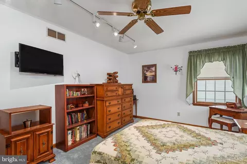 9 White Pine Cir, Elkton, MD 21921 photo 15