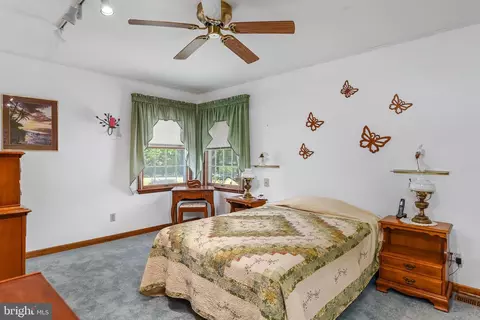 9 White Pine Cir, Elkton, MD 21921 photo 13