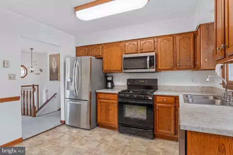 9 White Pine Cir, Elkton, MD 21921 photo 12