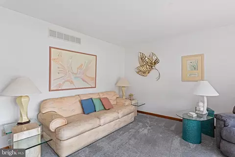 9 White Pine Cir, Elkton, MD 21921 photo 7