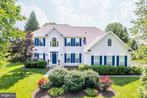 195 Manor Cir, Elkton, MD 21921