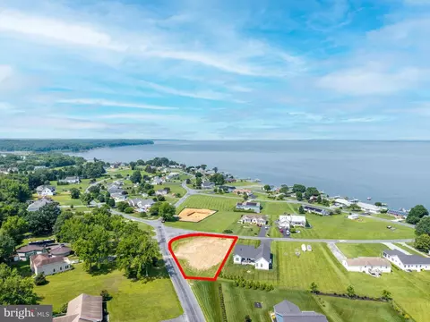 Maryland Drive, Earleville, MD 21919