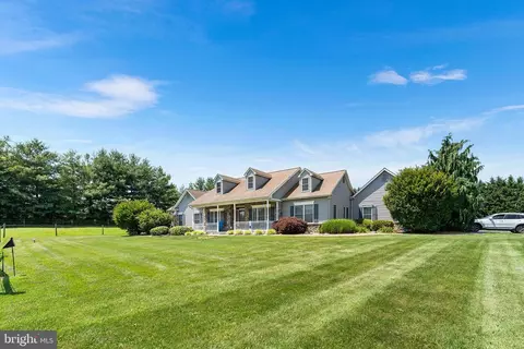 Exterior - 83 Rolling Green Ln, Elkton, MD 21921 photo 2 of 7