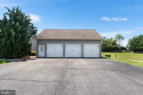 Exterior - 83 Rolling Green Ln, Elkton, MD 21921 photo 7 of 7