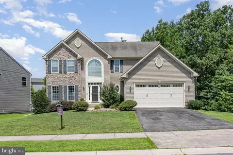 11 Viburnum Ave, Elkton, MD 21921