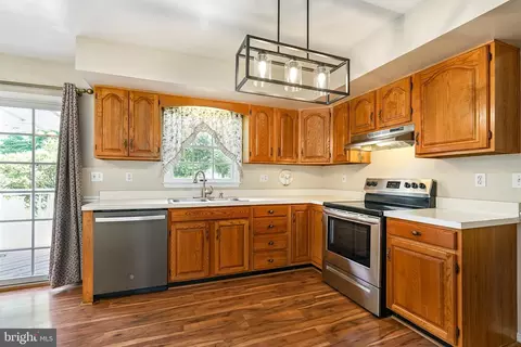 Kitchen - 206 Newark Ave, Elkton, MD 21921 photo 2 of 3