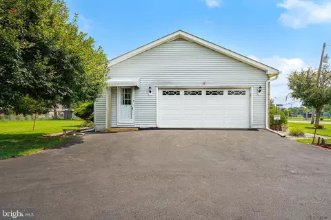 Exterior - 206 Newark Ave, Elkton, MD 21921 photo 6 of 11