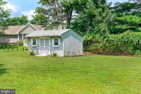 Exterior - 206 Newark Ave, Elkton, MD 21921 photo 9 of 11