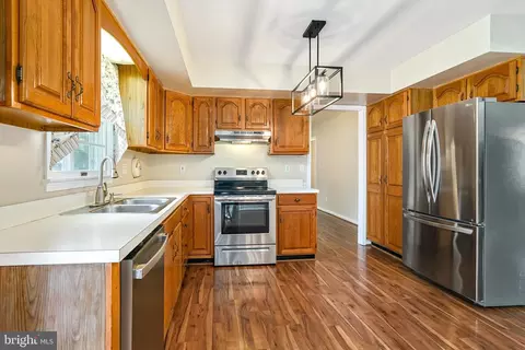 Kitchen - 206 Newark Ave, Elkton, MD 21921 photo 3 of 3