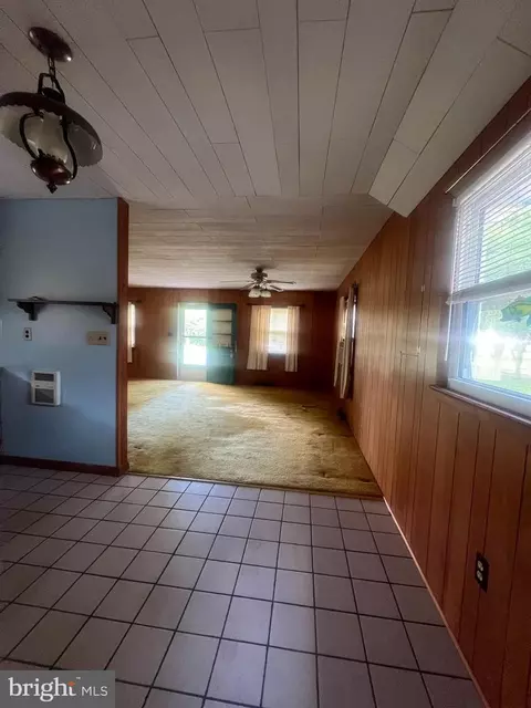 Entry Way - 79 Riverview Ave, Earleville, MD 21919 photo 2 of 3