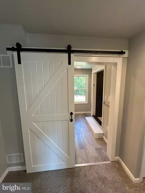 Entry Way - 65 Jackson Hall School Rd, Elkton, MD 21921 photo 7 of 17