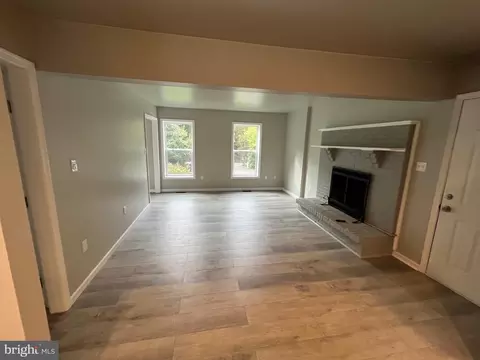 Living - 65 Jackson Hall School Rd, Elkton, MD 21921 photo 7 of 11