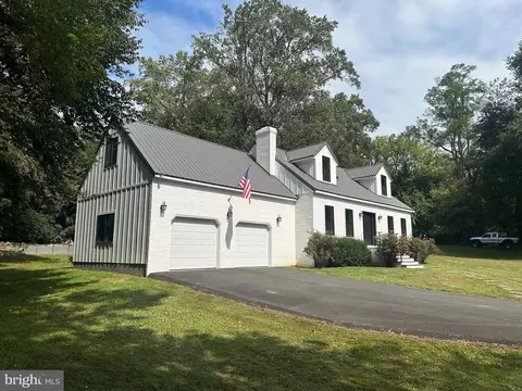 65 Jackson Hall School Rd, Elkton, MD 21921