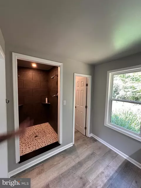 Entry Way - 65 Jackson Hall School Rd, Elkton, MD 21921 photo 14 of 17