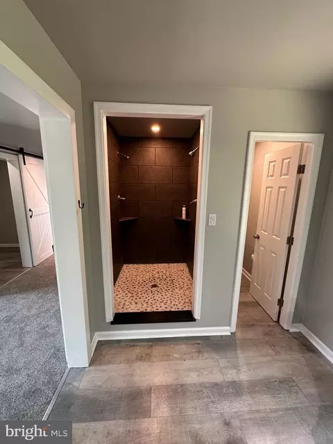 Entry Way - 65 Jackson Hall School Rd, Elkton, MD 21921 photo 13 of 17